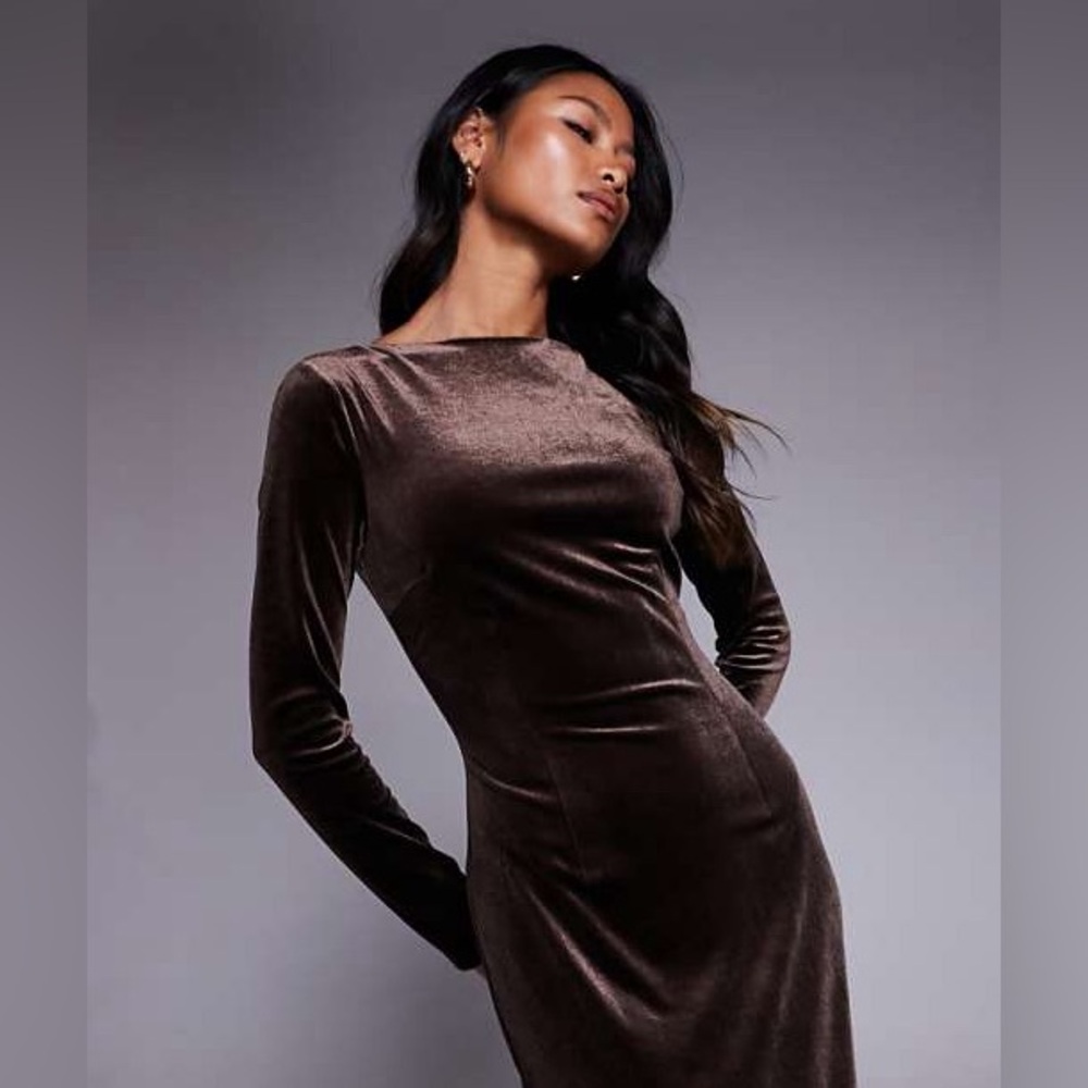Max Studio Chocolate Brown Velvet Long Sleeve Maxi Dress - Picture 2 of 11